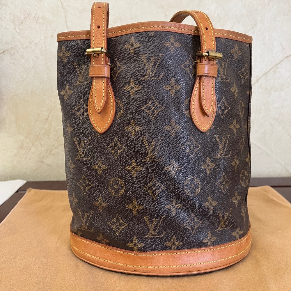 Louis Vuitton Monogram Petit Bucket Purse